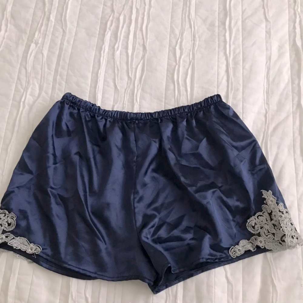 Cute satin short